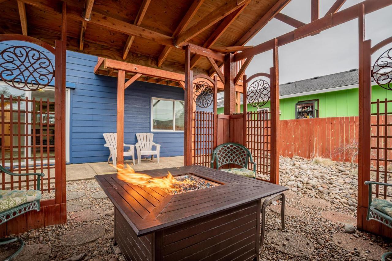 The Blue Crab Villa Lincoln City Exterior photo